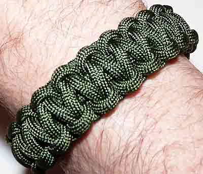 Paracord Bracelet Stitched Cobra Different Colours !